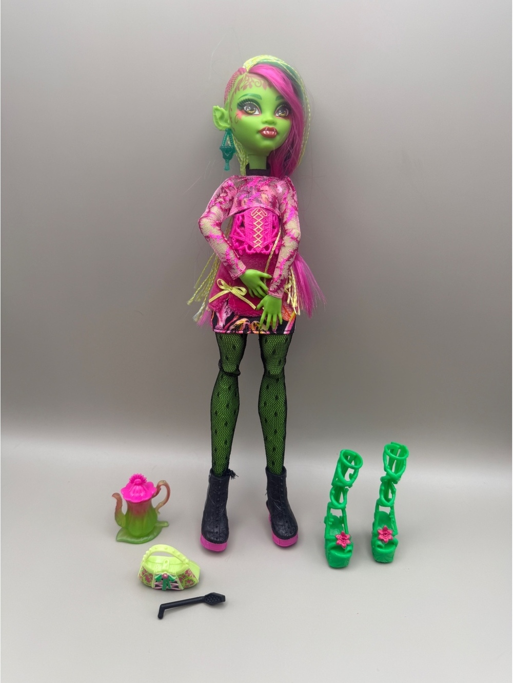 Monster High Skulltimate Secrets 5 Garden Venus McFlytrao